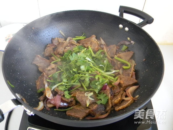 Stir-fried Beef with Sauce recipe