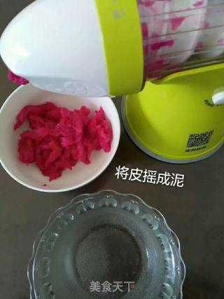 Dragon Fruit Peel and Dragon Fruit Butterfly Noodles recipe