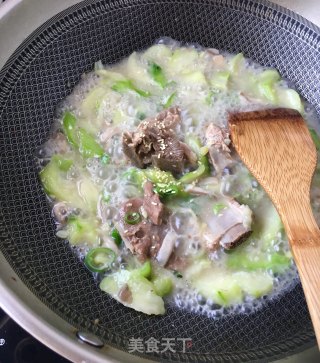 Loofah Pork Ribs Soup recipe