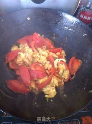 Scrambled Eggs with Tomatoes recipe