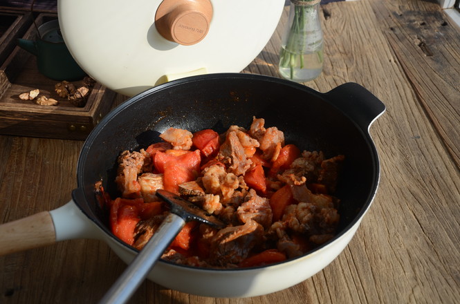 Stewed Beef Brisket with Tomatoes recipe