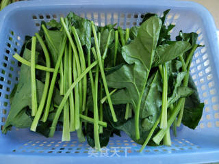Stir-fried Spinach with Garlic recipe