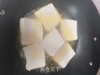 Stir-fried Old Tofu with Chives recipe