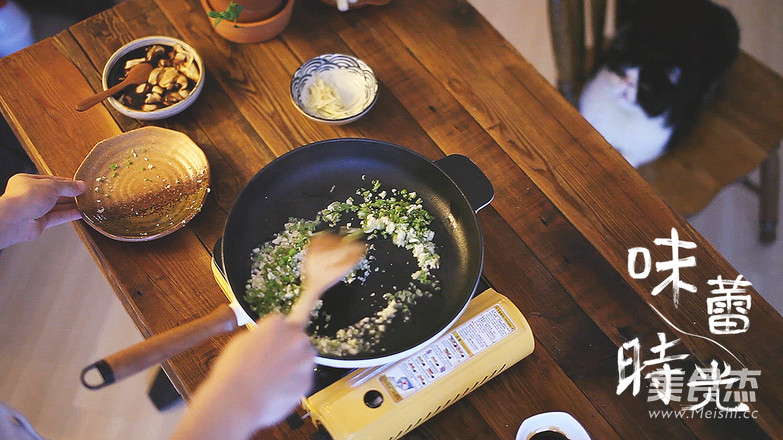 Steamed Oysters with Garlic Vermicelli recipe