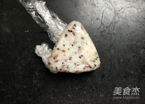 Quinoa Fish Floss Rice Ball recipe