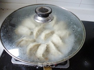 Fried Dumplings with Leek Vermicelli recipe