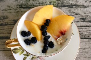 Yellow Peach Oatmeal Flavored Milk recipe