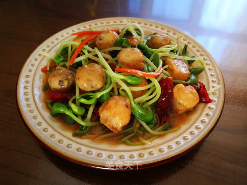 Bean Sprouts Braised Meatballs recipe