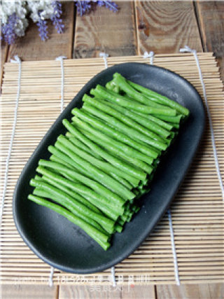 Cowpeas with Sesame Sauce recipe