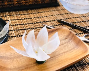 Make A White Lotus and Use Radish~ recipe