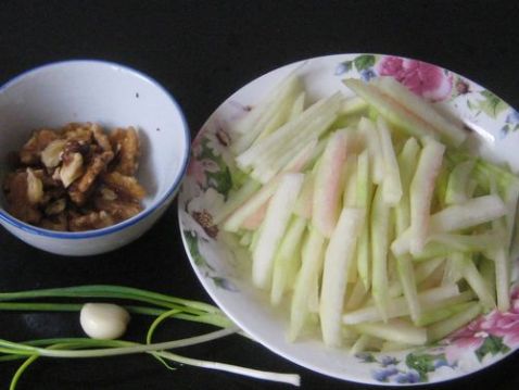 Walnut Cold Watermelon Rind recipe