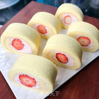 #四session Baking Contest and is Love to Eat Festival#strawberry Cream Cake Roll recipe