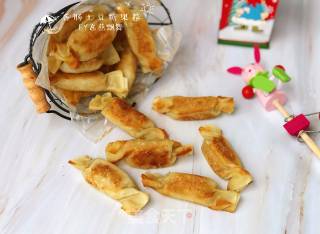 Sausage Potato Confectionery Roll recipe