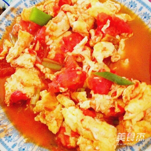 Tomato and Egg Colored Noodles recipe