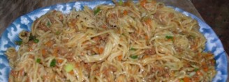 Braised Noodles with Carrots and Pork recipe