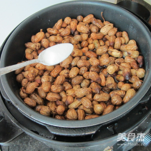 Spiced Tender Peanuts recipe