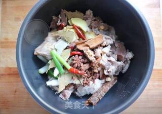 #trust之美#red Braised Beef/noodles recipe