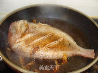 Red Crucian Carp with Ginger Oil recipe