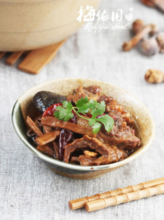 Roasted Duck with Bamboo Shoots and Smoked Bamboo recipe