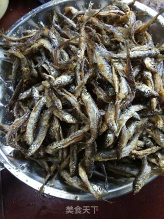 Fried Small River Fish (farm Specialty) recipe