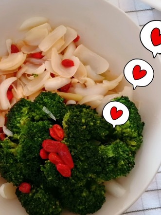 Stir-fried Broccoli with Lily