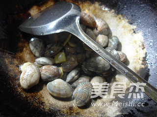 Stir-fried Clams recipe