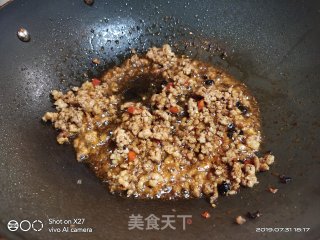 Stir-fried Old Cucumber with Minced Meat recipe