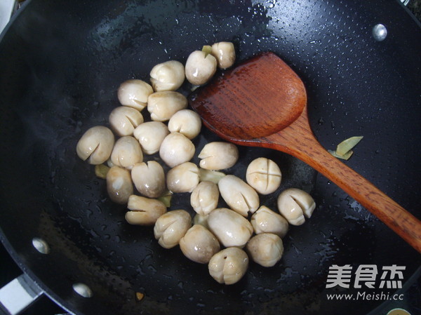 Straw Mushrooms in Oyster Sauce recipe