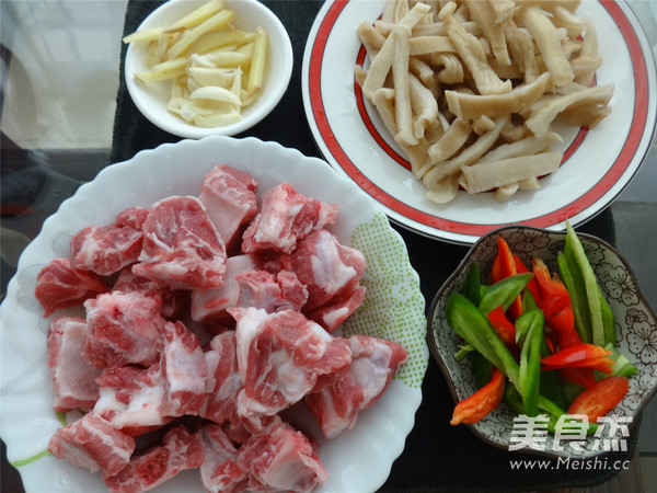 Braised Pork Ribs with Dried Radish recipe