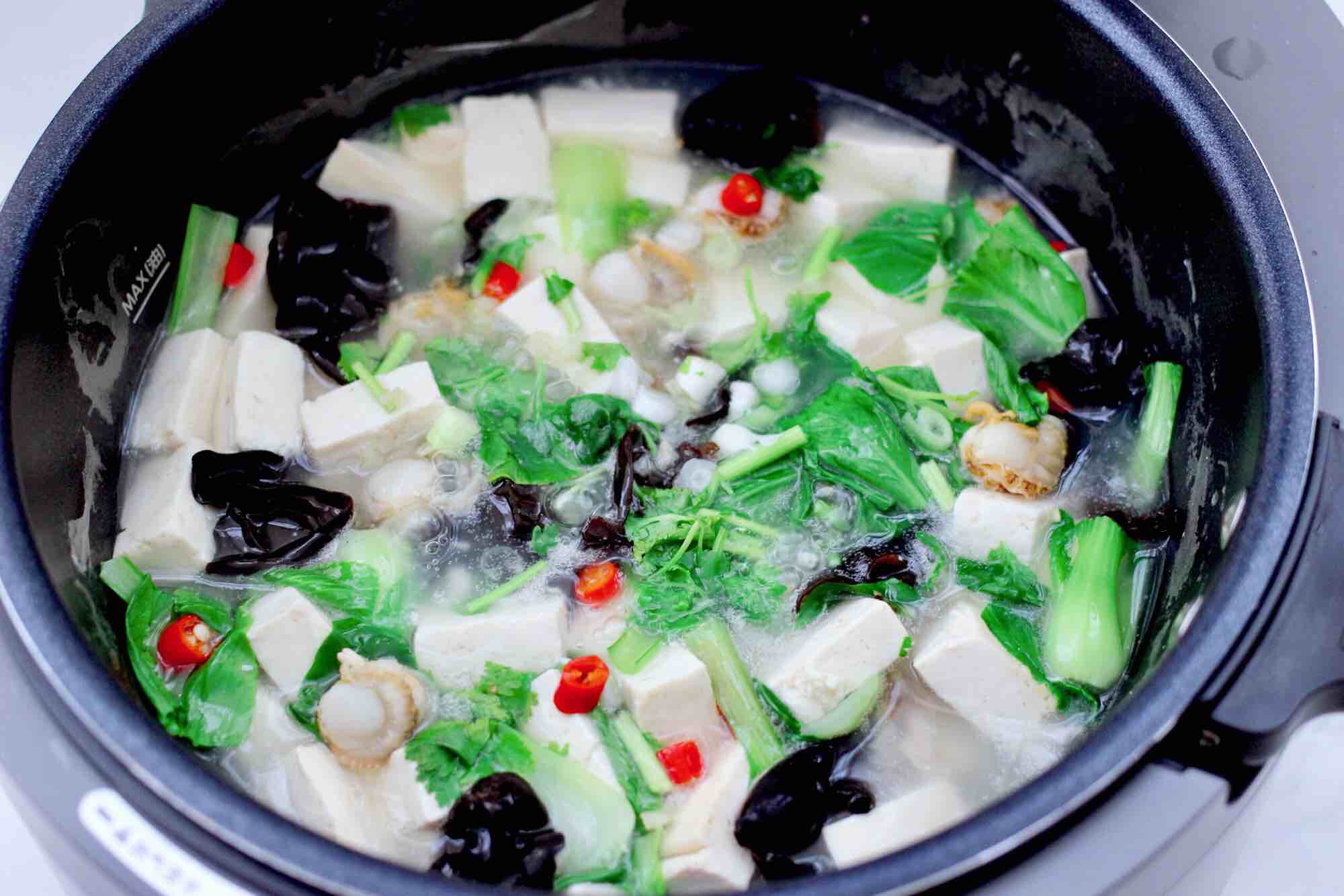 Seafood Fungus Tofu Soup recipe