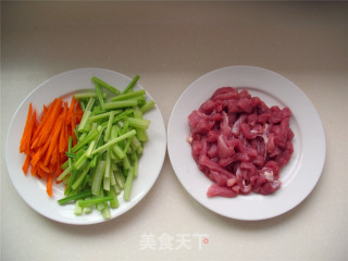 Stir-fried Celery Tenderloin recipe