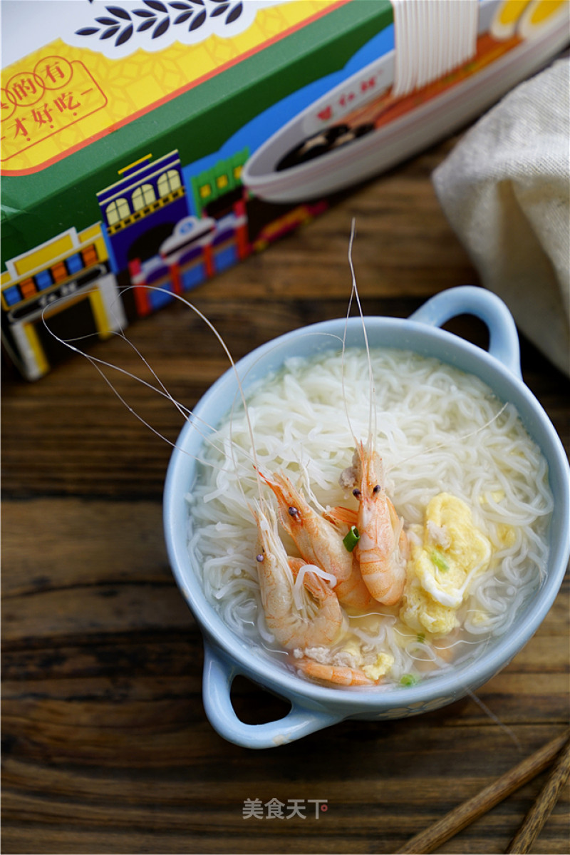 White Shrimp and Egg Soup Noodle recipe