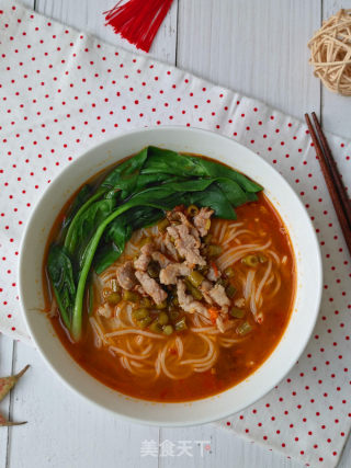 Rice Noodles with Capers and Pork recipe