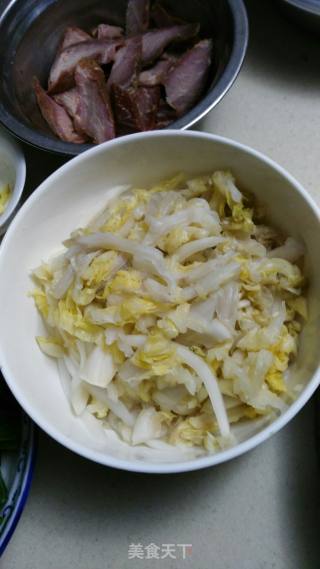 Pork Ribs and Sauerkraut Stewed Vermicelli recipe