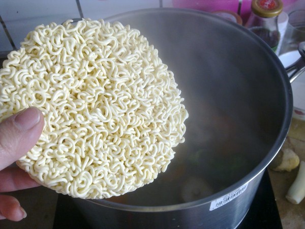 Boiled Instant Noodles recipe