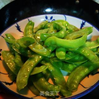 Fried Snow Peas with Squid (how to Soak Dried Squid) recipe