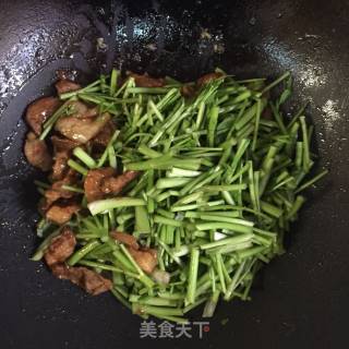 #春食野菜香# Celery Fried Pork Slices recipe