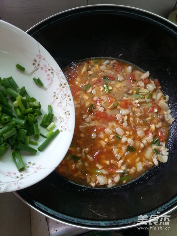 Diced Pork Noodles in Tomato Sauce recipe