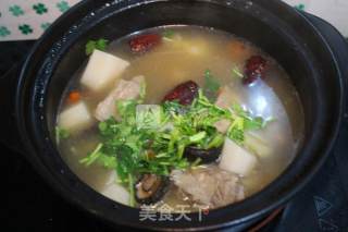 Mushroom and Yam Spare Ribs Health Soup recipe