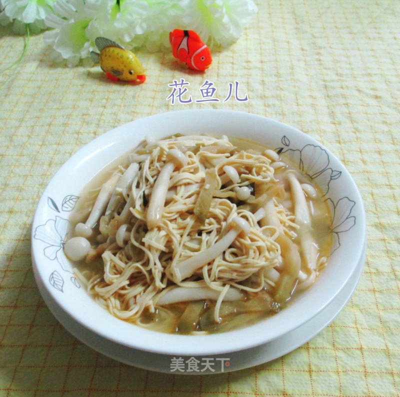 Mustard Shredded White Jade Mushroom Boiled and Dried Shreds recipe