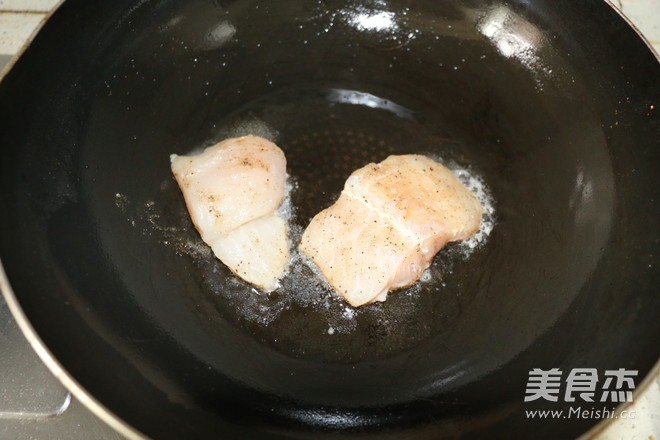 Pan-fried Long Liyu-practice During Weight Loss Period recipe