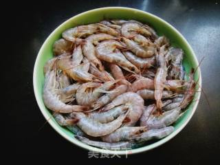 Delicious Small Stir-fry-spicy River Prawns recipe