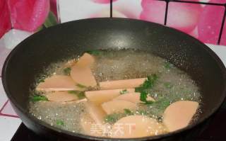Ham and Chrysanthemum Soup recipe