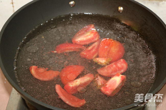 Tomato and Egg Noodles recipe