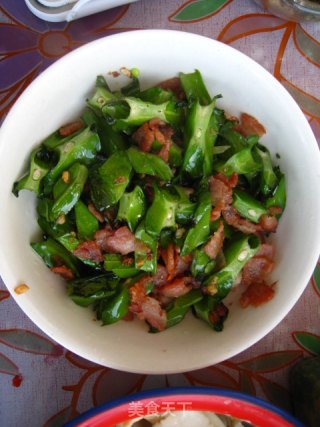 Four Carob Beans with Bacon recipe