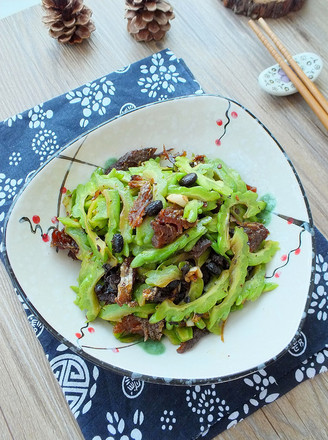 Stir-fried Bitter Gourd with Dace in Black Bean Sauce