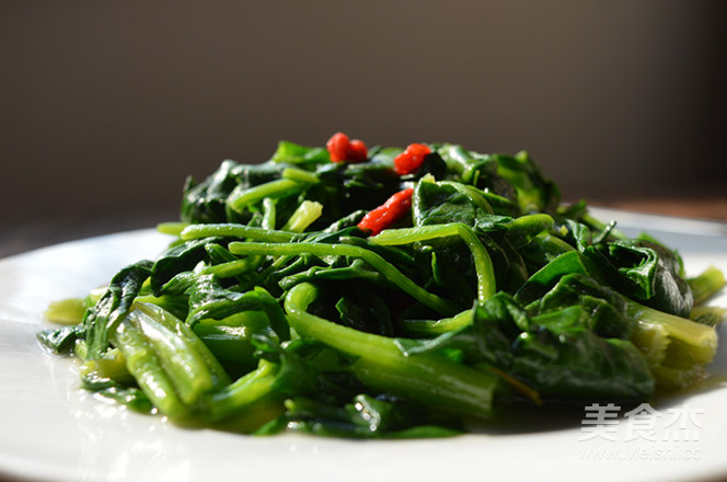 Spinach with Mustard recipe