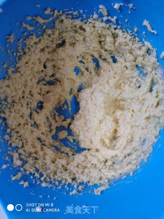 Passion Fruit Paw Print Cake recipe