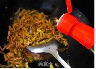 Stir-fried Mustard with Shredded Pork recipe