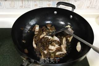 Stir-fried Bamboo Shoots with Glutinous Vegetables recipe